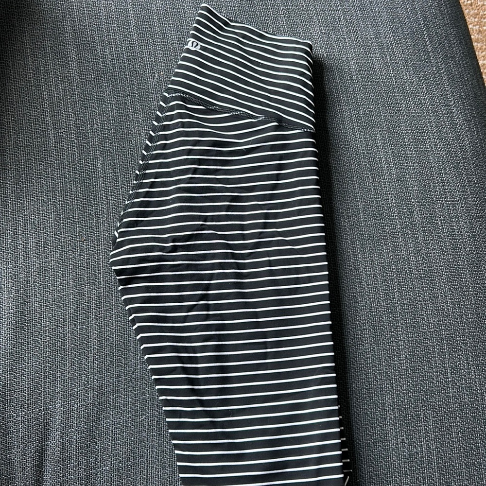 Lululemon Wunder Under Leggings